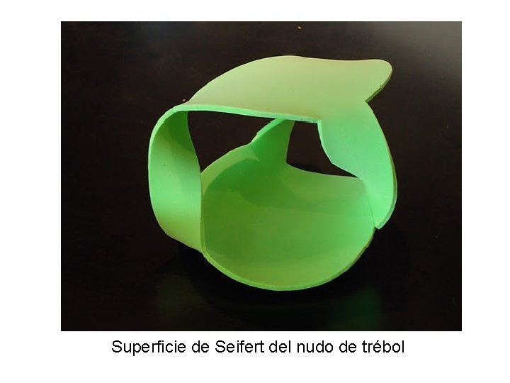 Superficie de Seifert del nudo de trébol 