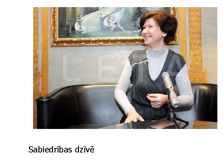 Sabiedrības dzīvē 