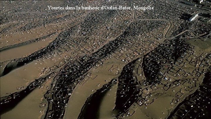 Yourtes dans la banlieue d'Oulan-Bator, Mongolie 