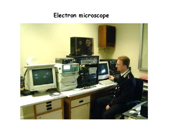 Electron microscope 