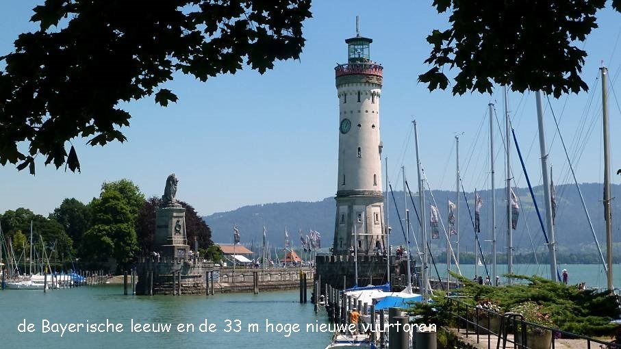 de Bayerische leeuw en de 33 m hoge nieuwe vuurtoren 