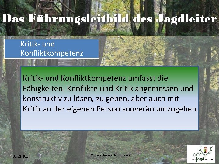 Kritik- und Konfliktkompetenz umfasst die Fähigkeiten, Konflikte und Kritik angemessen und konstruktiv zu lösen,