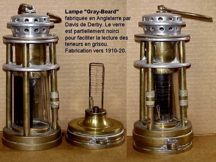Lampe "Gray-Beard" fabriquée en Angleterre par Davis de Derby. Le verre est partiellement noirci