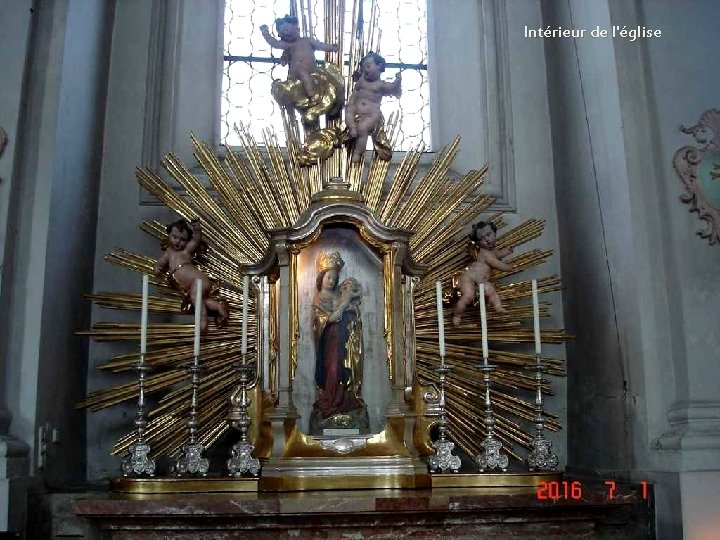 Intérieur de l'église 