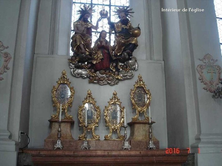 Intérieur de l'église 