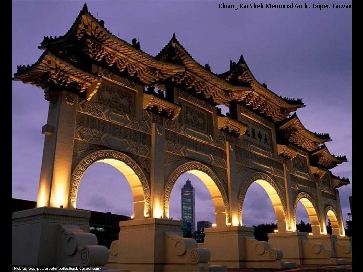 Chiang Kai Shek Memorial Arch, Taipei, Taiwan 