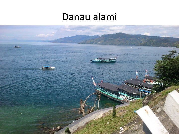 Danau alami 