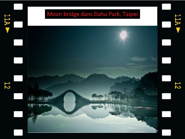 Moon bridge dans Dahu Park, Taipei 