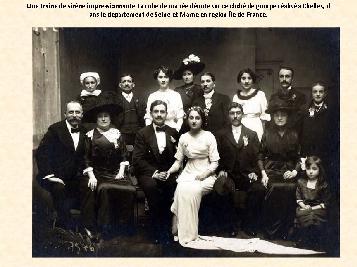 Une traîne de sirène impressionnante La robe de mariée dénote sur ce cliché de