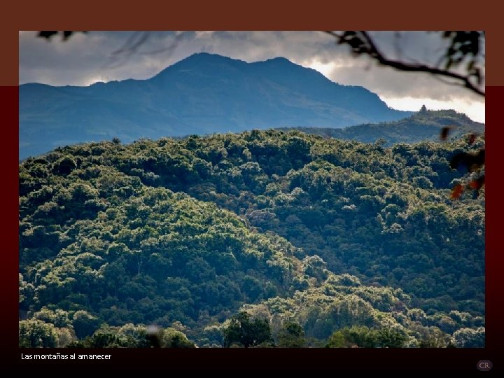 Las montañas al amanecer 