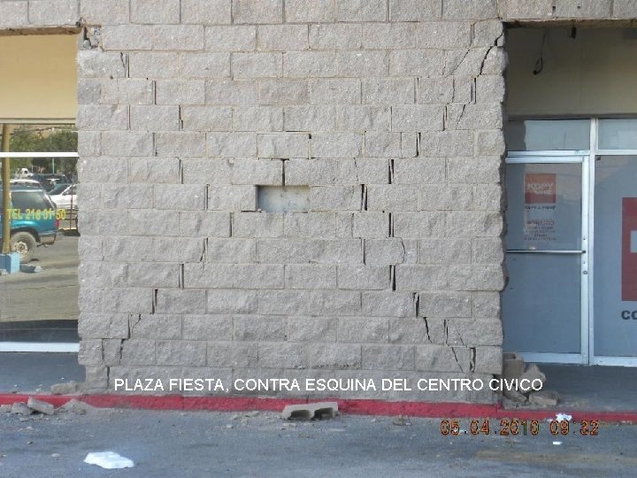 PLAZA FIESTA, CONTRA ESQUINA DEL CENTRO CIVICO 