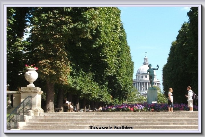 Vue vers le Panthéon 
