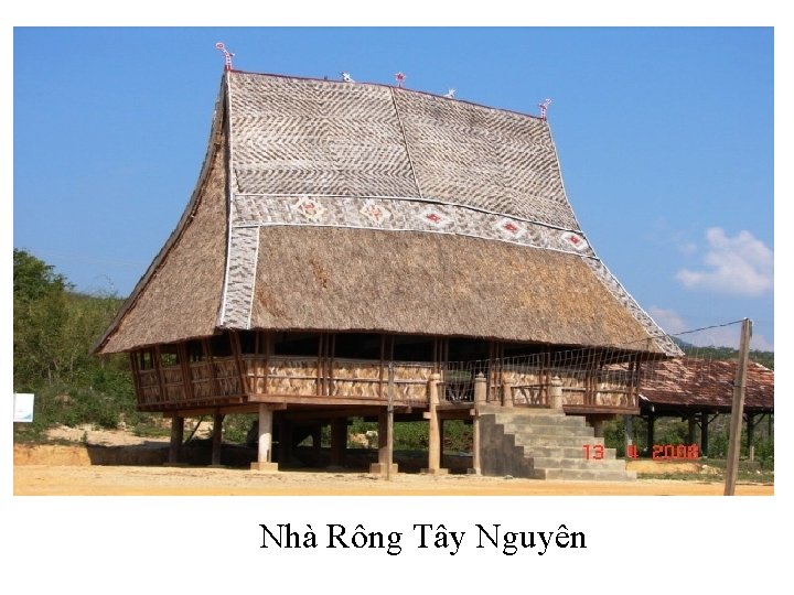 Nhà Rông Tây Nguyên 