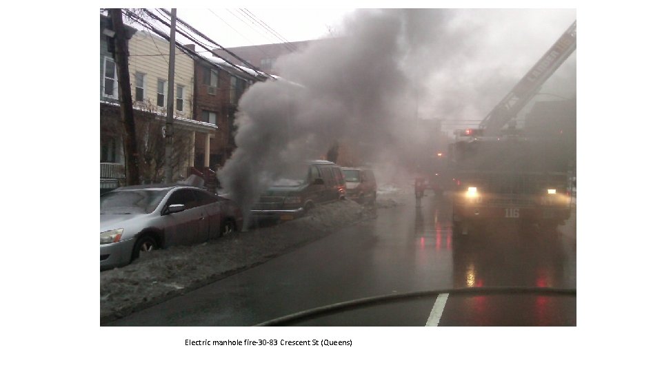 Electric manhole fire-30 -83 Crescent St (Queens) 