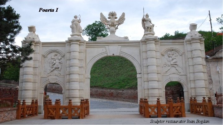 Poarta I Sculptor restaurator Ioan Bogdan 