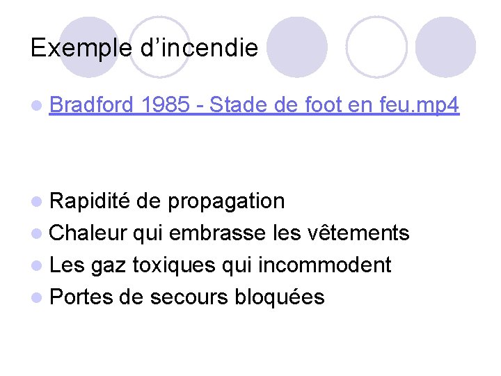 Exemple d’incendie l Bradford 1985 - Stade de foot en feu. mp 4 l