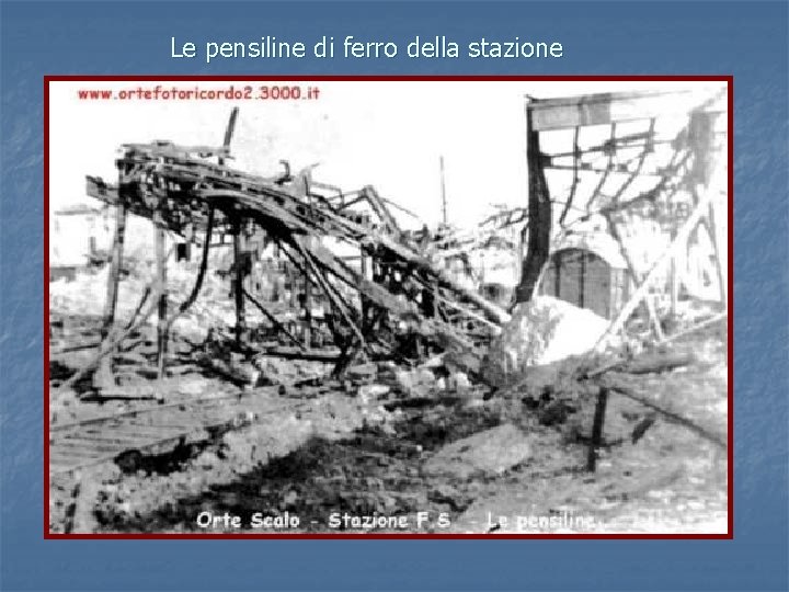 Le pensiline di ferro della stazione 