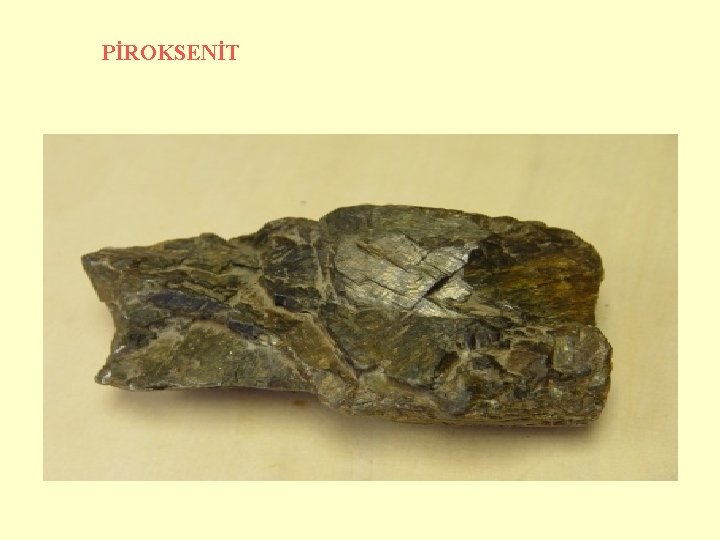 PİROKSENİT 