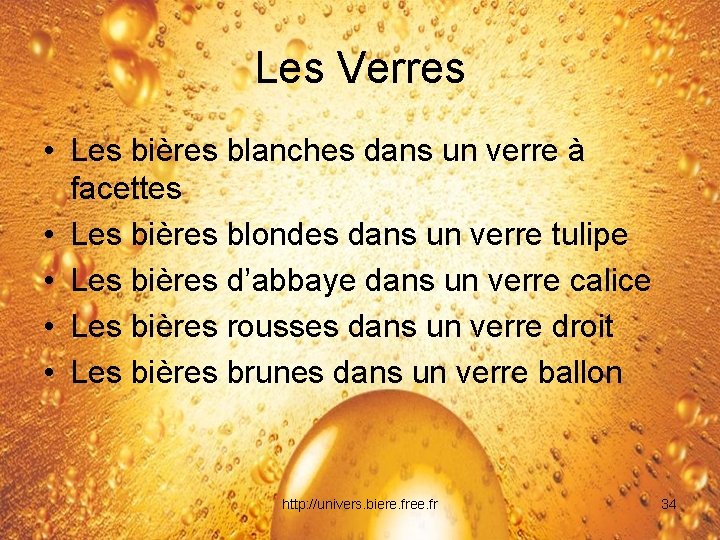 Les Verres • Les bières blanches dans un verre à facettes • Les bières