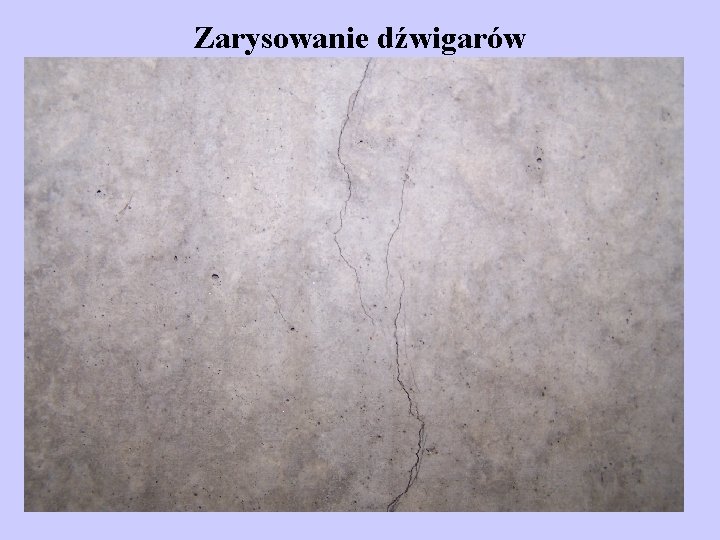 Zarysowanie dźwigarów 