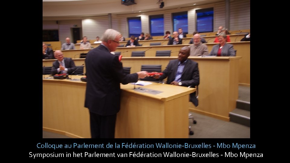 Colloque au Parlement de la Fédération Wallonie-Bruxelles - Mbo Mpenza Symposium in het Parlement