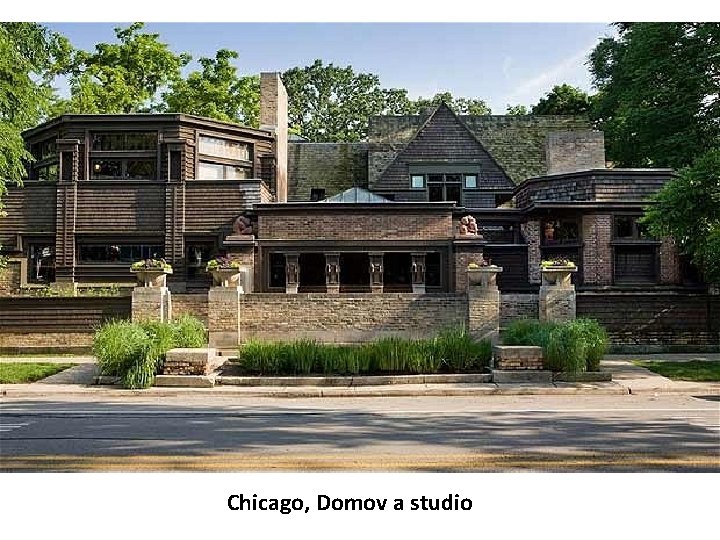 Chicago, Domov a studio 