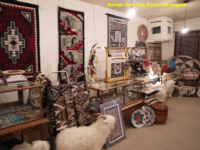 Navajo -Teec Rug Room-met poppen 