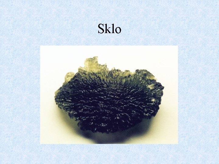 Sklo 