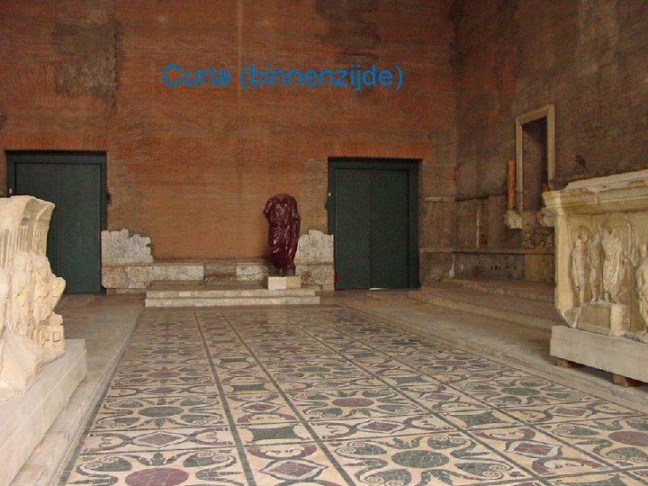 Curia (binnenzijde) 