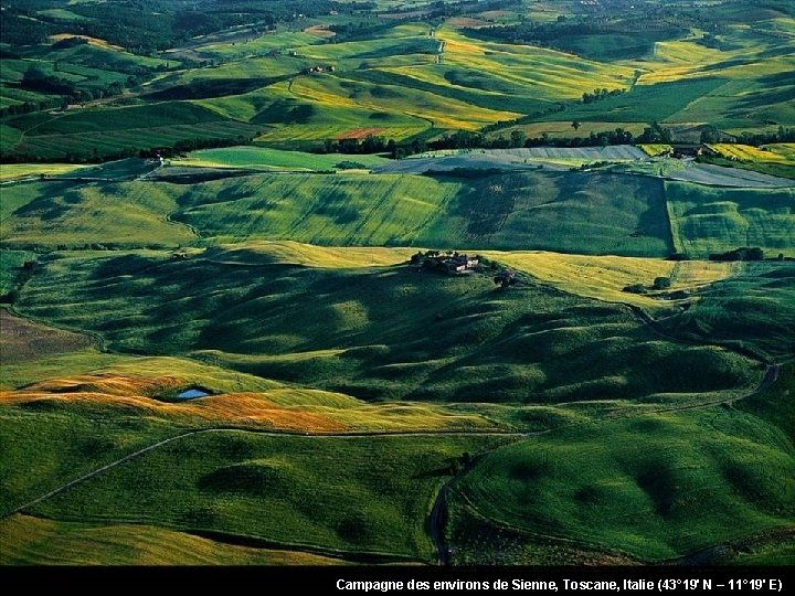 Campagne des environs de Sienne, Toscane, Italie (43° 19' N – 11° 19' E)