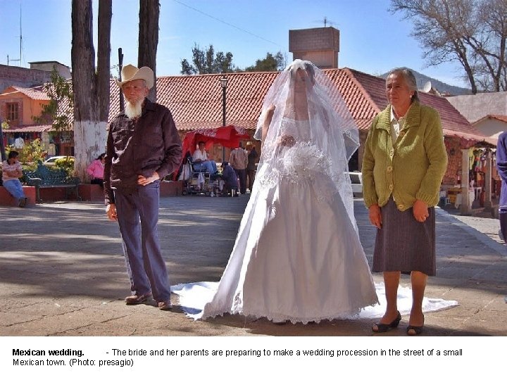 Mexican wedding. - The bride and her parents are preparing to make a wedding