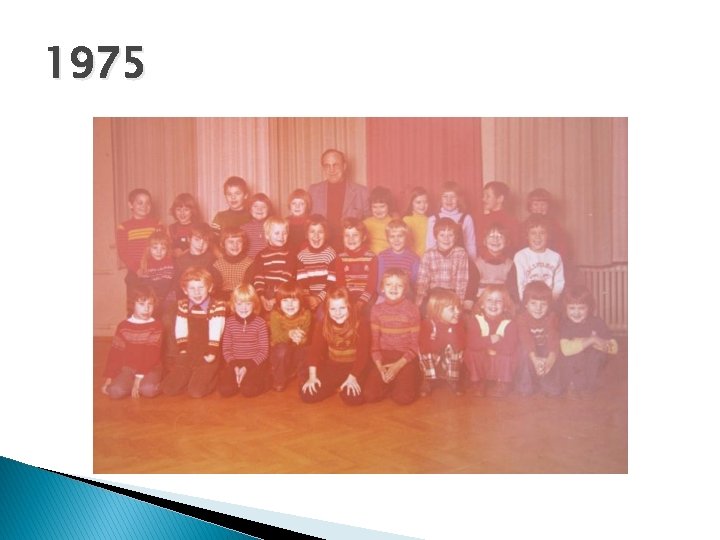 1975 