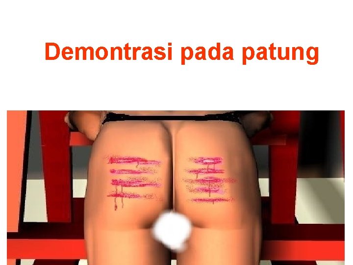 Demontrasi pada patung 