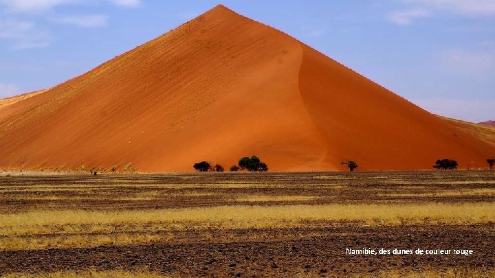 Namibie, des dunes de couleur rouge 