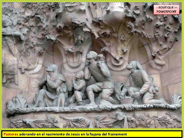 Pastores adorando en el nacimiento de Jesús en la façana del Naixement 