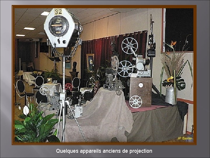 Quelques appareils anciens de projection 