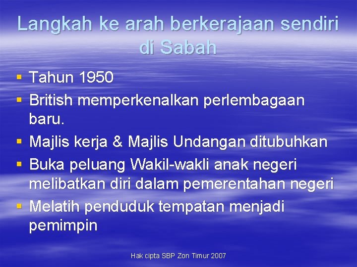 Langkah ke arah berkerajaan sendiri di Sabah § Tahun 1950 § British memperkenalkan perlembagaan