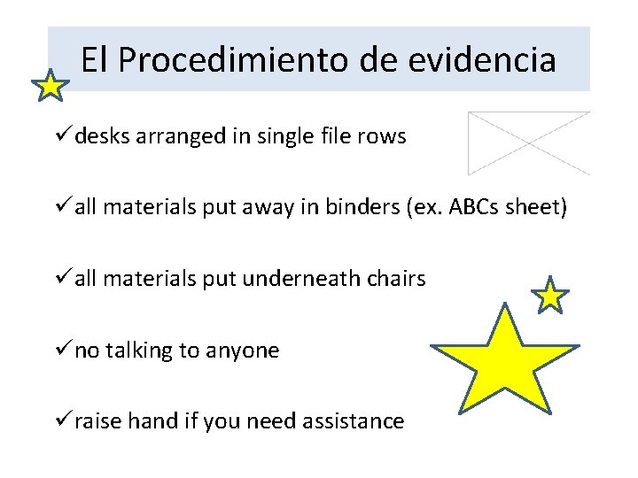 El Procedimiento de evidencia üdesks arranged in single file rows üall materials put away