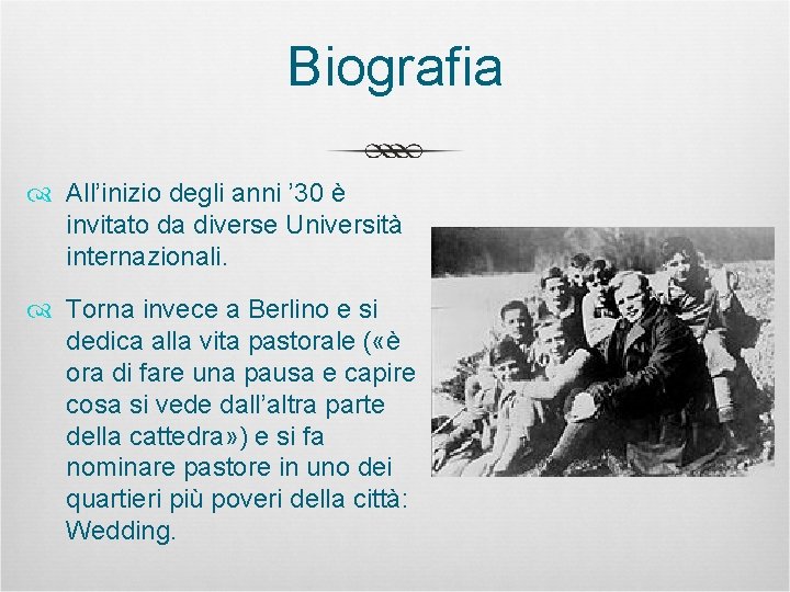 Biografia All’inizio degli anni ’ 30 è invitato da diverse Università internazionali. Torna invece