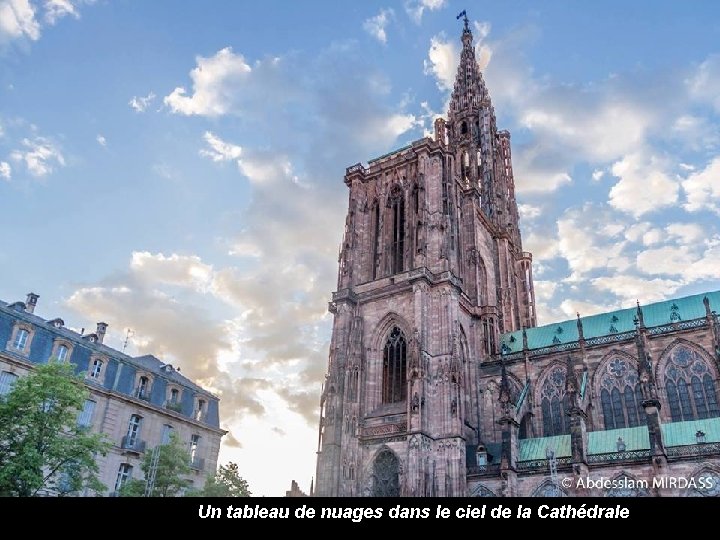 Un tableau de nuages dans le ciel de la Cathédrale 