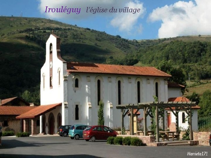 Irouléguy l’église du village 
