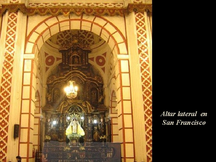Altar lateral en San Francisco 