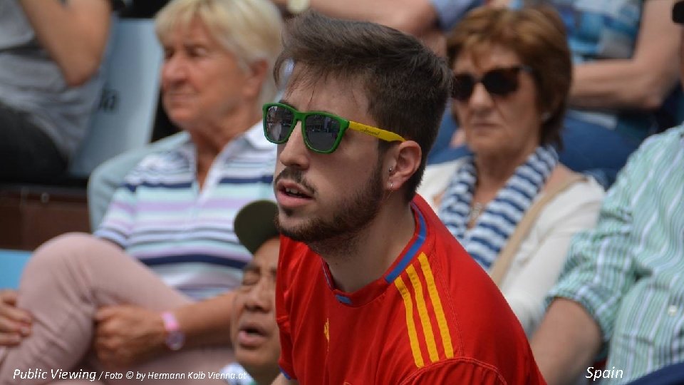 Public Viewing / Foto © by Hermann Kolb Vienna. at Spain 