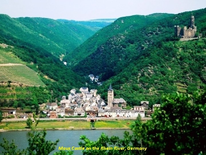 Maus Castle on the Rhein River, Germany 