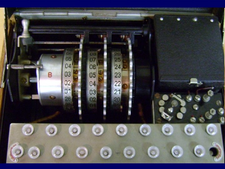 Maşina Enigma sau criptarea prin substituţie în era modernă 2. Prezentare generală Pentru a
