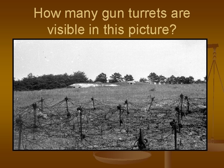 How many gun turrets are visible in this picture? 