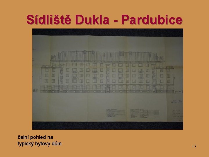 Sídliště Dukla - Pardubice čelní pohled na typický bytový dům 17 