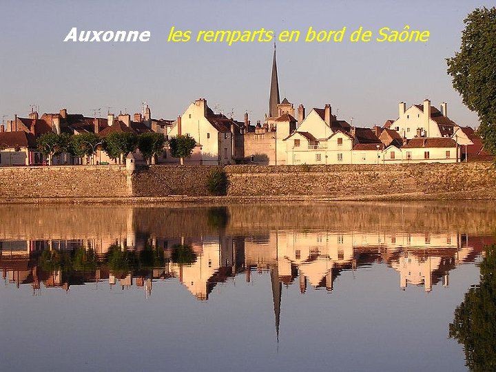 Auxonne les remparts en bord de Saône 