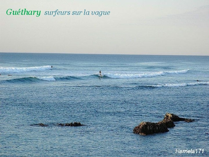 Guéthary surfeurs sur la vague 