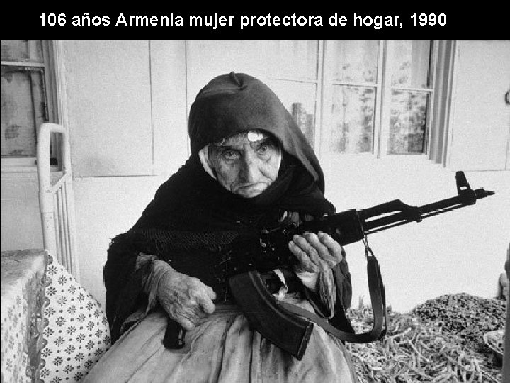 106 años Armenia mujer protectora de hogar, 1990 